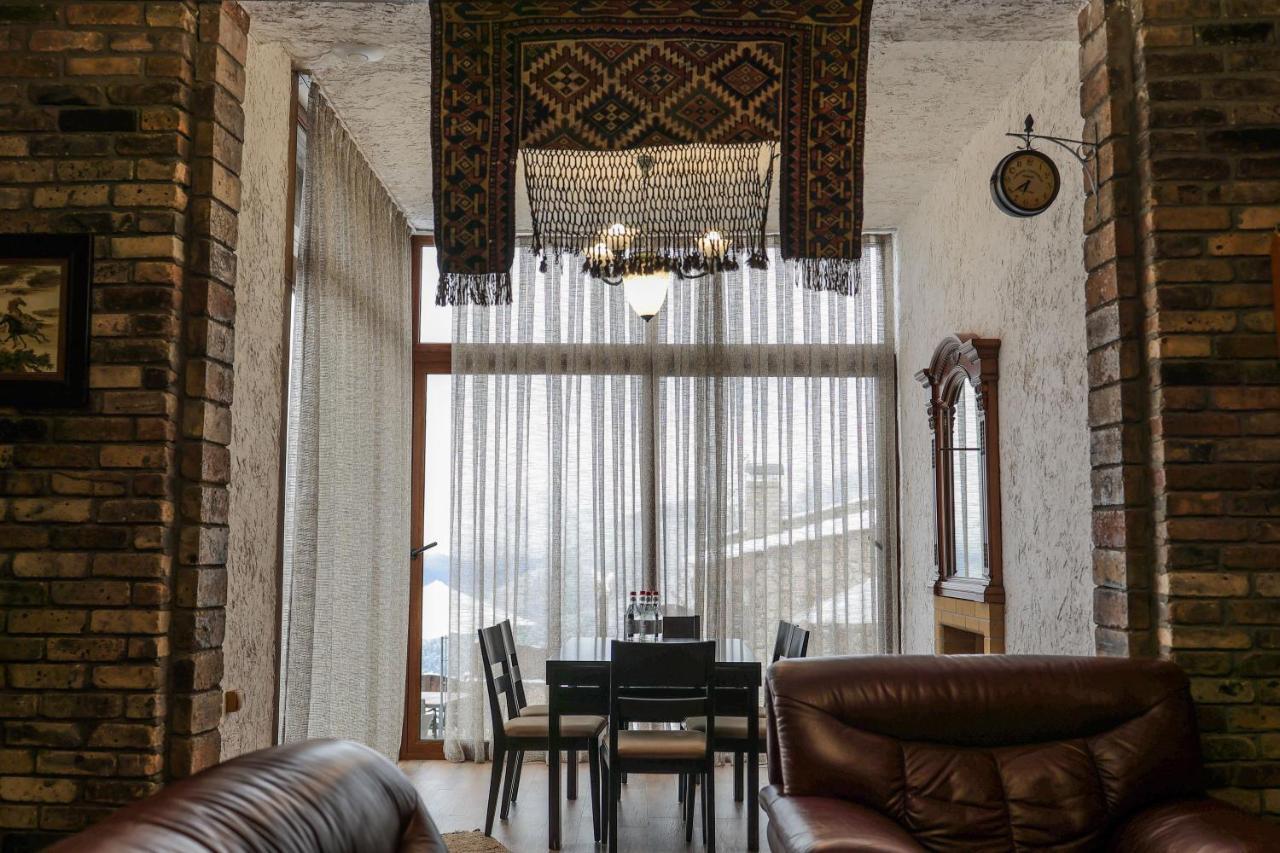 דיליג'אן Alpine Castle Hotel מראה חיצוני תמונה