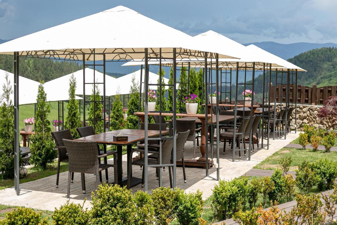 דיליג'אן Alpine Castle Hotel מראה חיצוני תמונה
