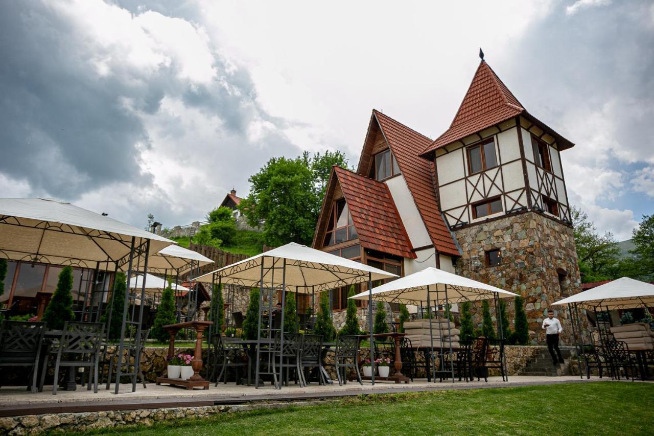 דיליג'אן Alpine Castle Hotel מראה חיצוני תמונה
