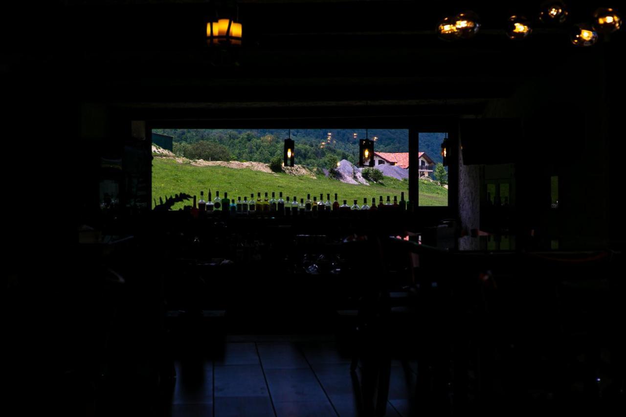 דיליג'אן Alpine Castle Hotel מראה חיצוני תמונה