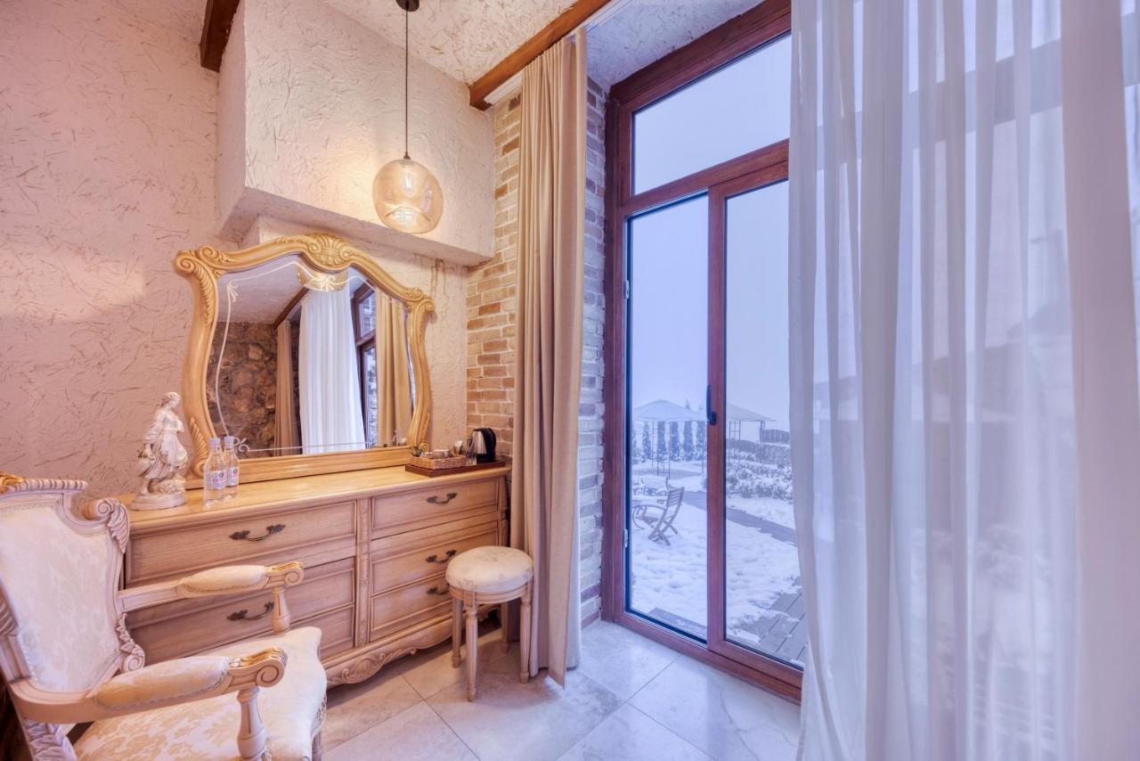 דיליג'אן Alpine Castle Hotel מראה חיצוני תמונה