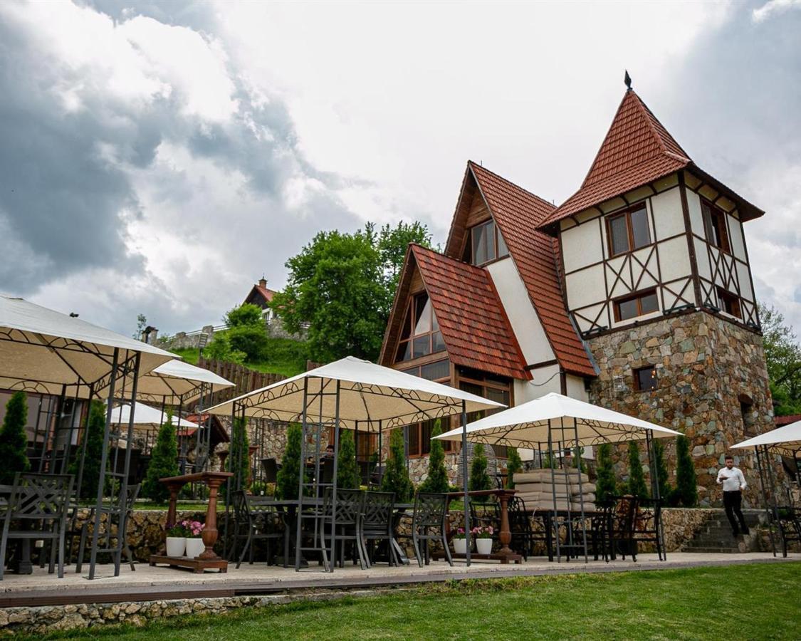 דיליג'אן Alpine Castle Hotel מראה חיצוני תמונה